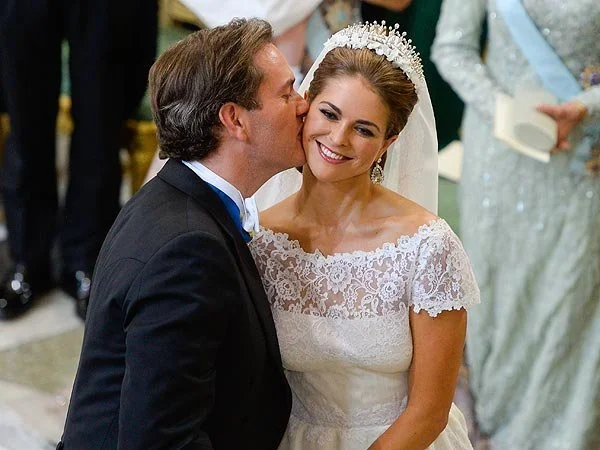 Princess Madeleine and the family move to Sweden