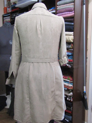 McCall 7470 Faux Suede Shirt Dress www.sewplus.blogspot.com