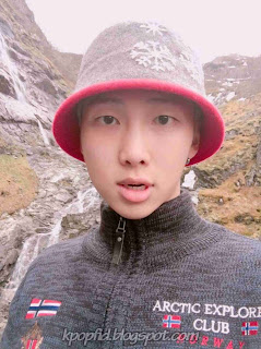 Foto Rap Monster BTS Selca pakai topi Foto Rap Monster BTS Selca pakai topi
