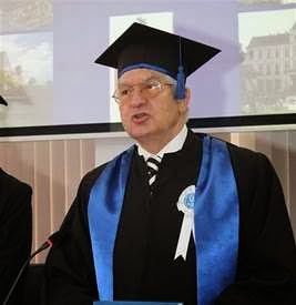 Biografie Dr. Alexandru Vlad CIUREA Neurochirugi Sanador