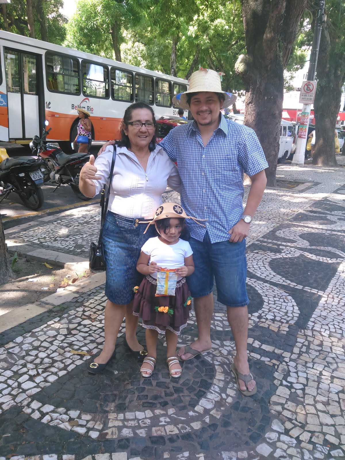 Eu e Meu Filho AdJúnior e a filha dele, a Minha neta Marina Nancy em Belém do Pará