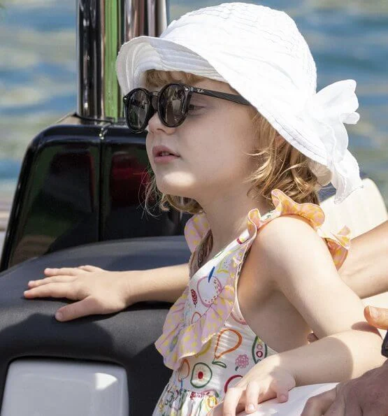 Prince Albert, Prince Jacques and Princess Gabriella. Gareth Wittstock, participated in the race. The race end at the Yacht Club de Monaco