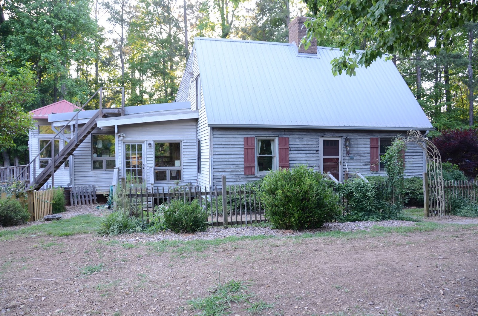 Hobby Farm and Retreat For Sale