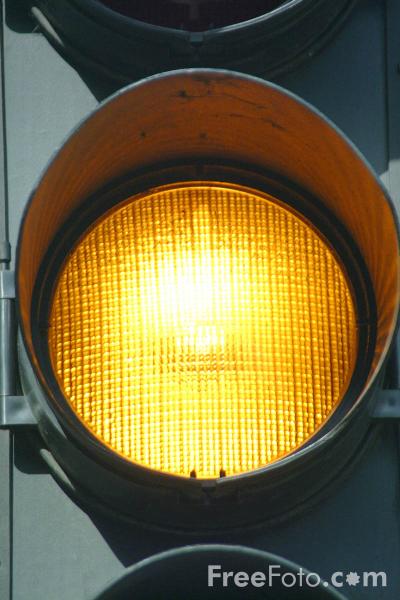 http://4.bp.blogspot.com/-hqSYA-GMAyc/UV3Q3PnyfAI/AAAAAAAAAV8/vi_pV09Gfa8/s1600/Yellow-Light.jpg
