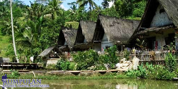 Wisata Kampung Naga di Permukiman Badui Tasikmalaya Wisata Kampung Naga