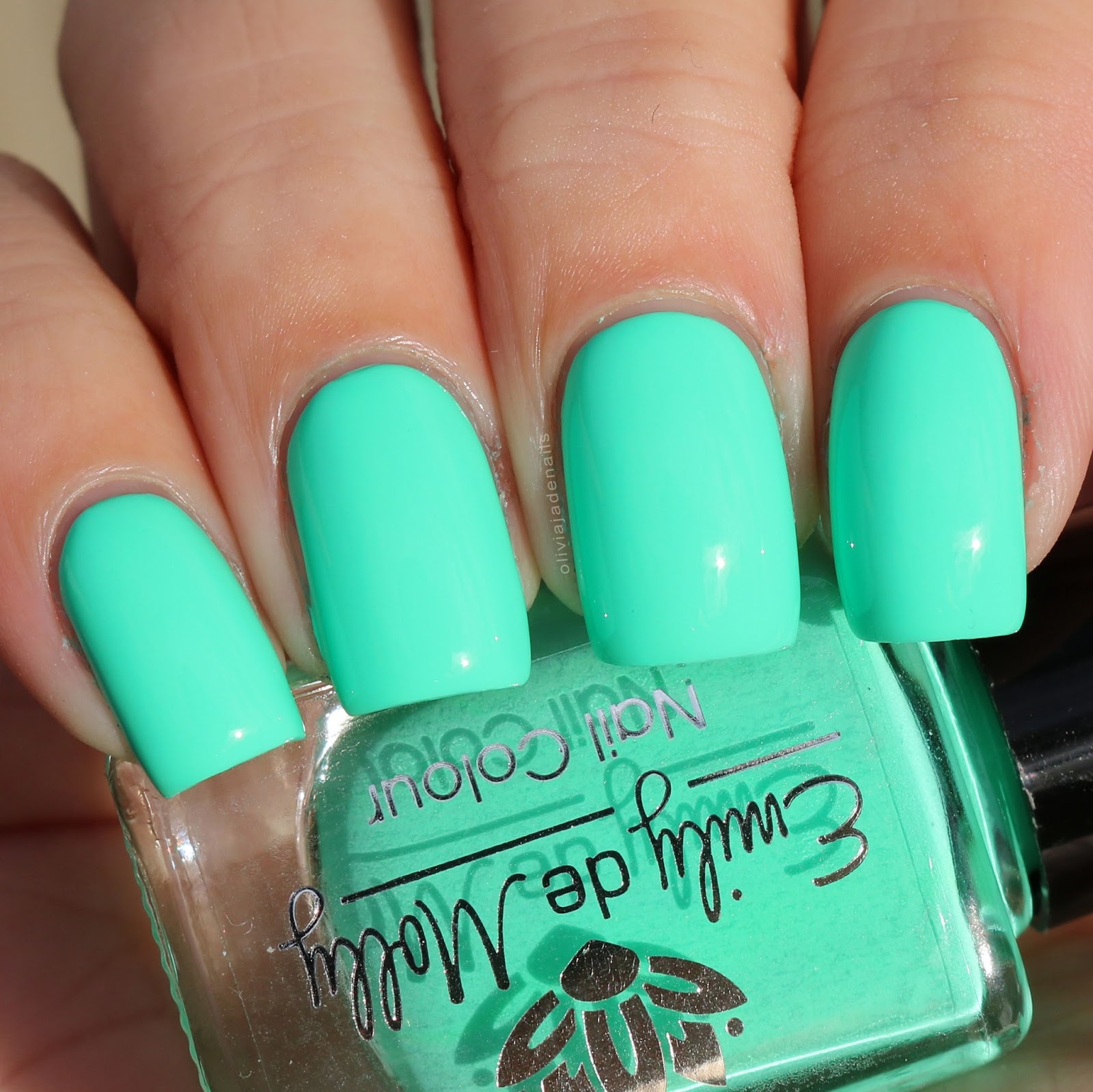 Emily de Molly Glee Ridden swatched by Olivia Jade Nails