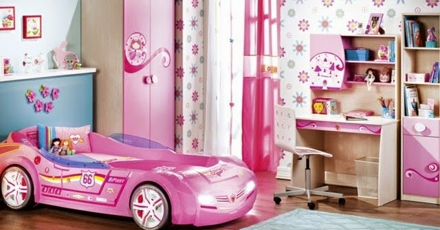 Dormitorio tema coche - Colores en Casa