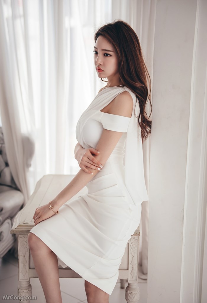 Beautiful Park Jung Yoon in the April 2017 fashion photo album (629 photos) photo 18-13