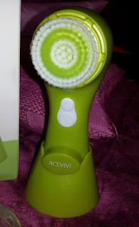 http://www.dresslink.com/new-acevivi-abs-waterproof-2-speed-electric-makeup-spa-massage-facial-cleaner-green-p-29719.html?utm_source=blog&utm_medium=cpc&utm_campaign=Carly160
