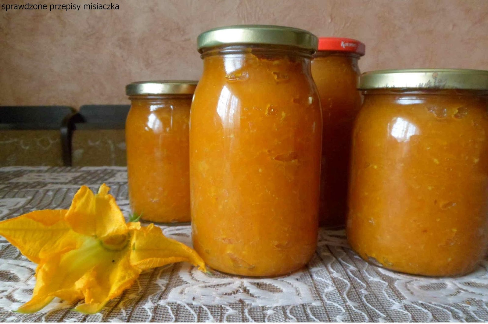 Тыква без сахара на зиму рецепты. Пюре яблоко тыква. Тыква без сахара на зиму рецепты. Тыква на зиму заготовки. Джем из тыквы с апельсином.