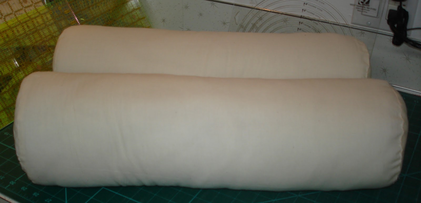 Diary Of A Madkapquilter Tutorial Neck Roll Pillow Form