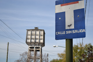 El tanque con agua contaminada de Villa Adelina