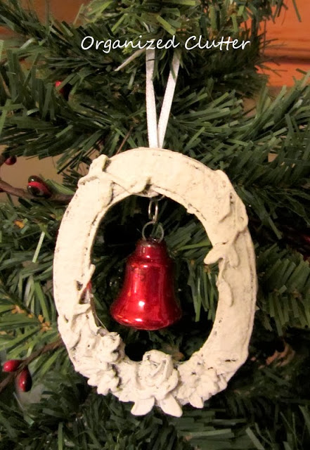 Repurposed Christmas Ornaments Made from Frames www.organizedclutterqueen.blogspot.com