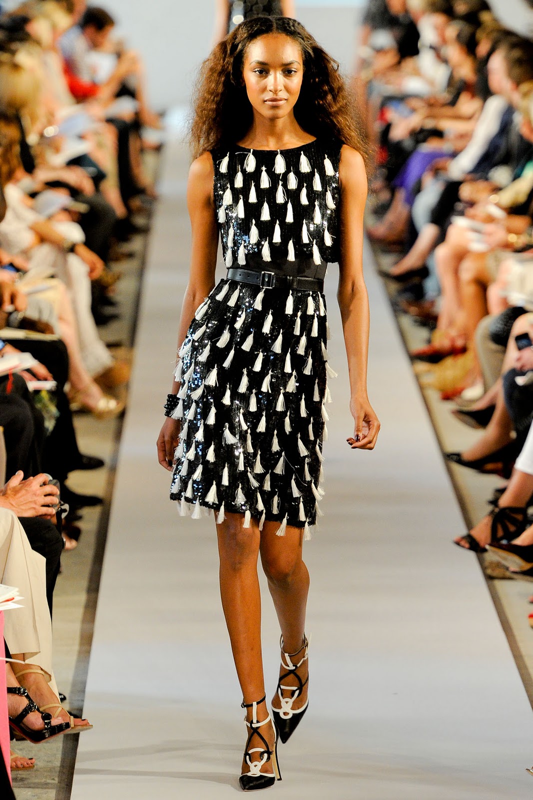 De la moda. цц«moda para mujer». De la moda. дольче габбана одежда женская 2021. De la moda.