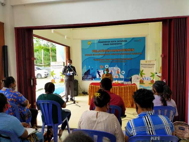 Rustam Saru Minta Pengelola Pariwisata di Jayapura Tetap Waspada dan Tetapkan Protokol Kesehatan Rustam Saru Minta Pengelola Pariwisata di Jayapura Tetap Waspada dan Tetapkan Protokol Kesehatan