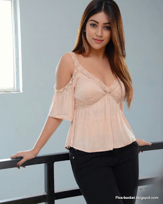 anu emmanuel hot photos