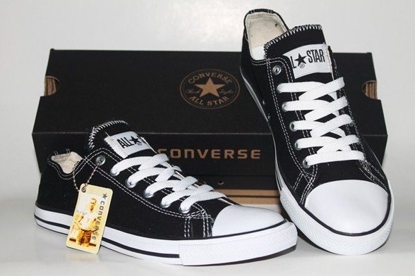 harga sepatu converse original