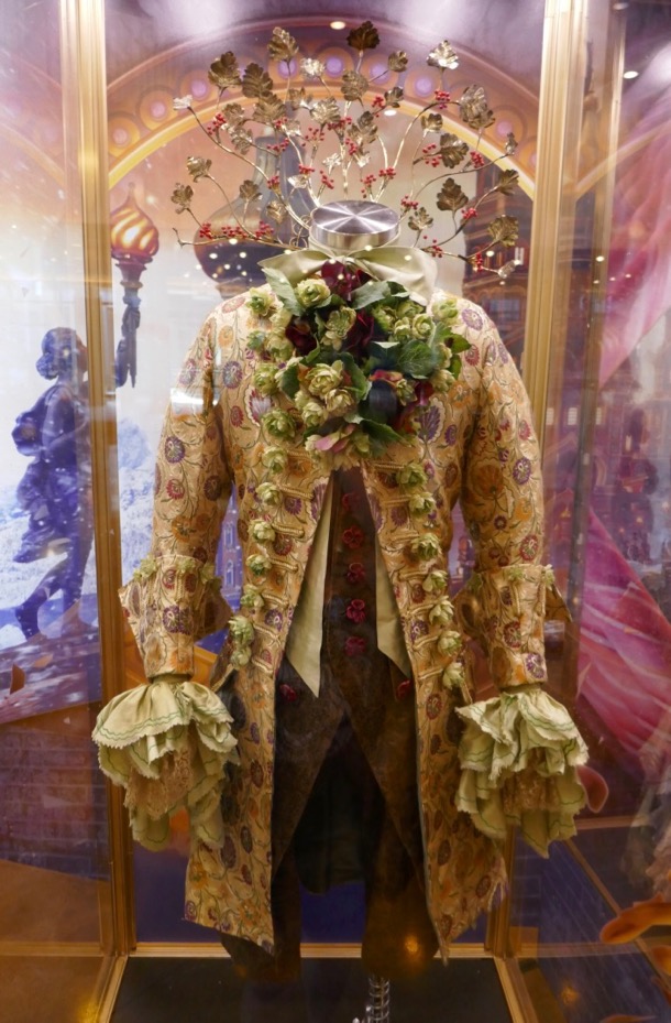 Hollywood Movie Costumes and Props The Nutcracker and the Four Realms