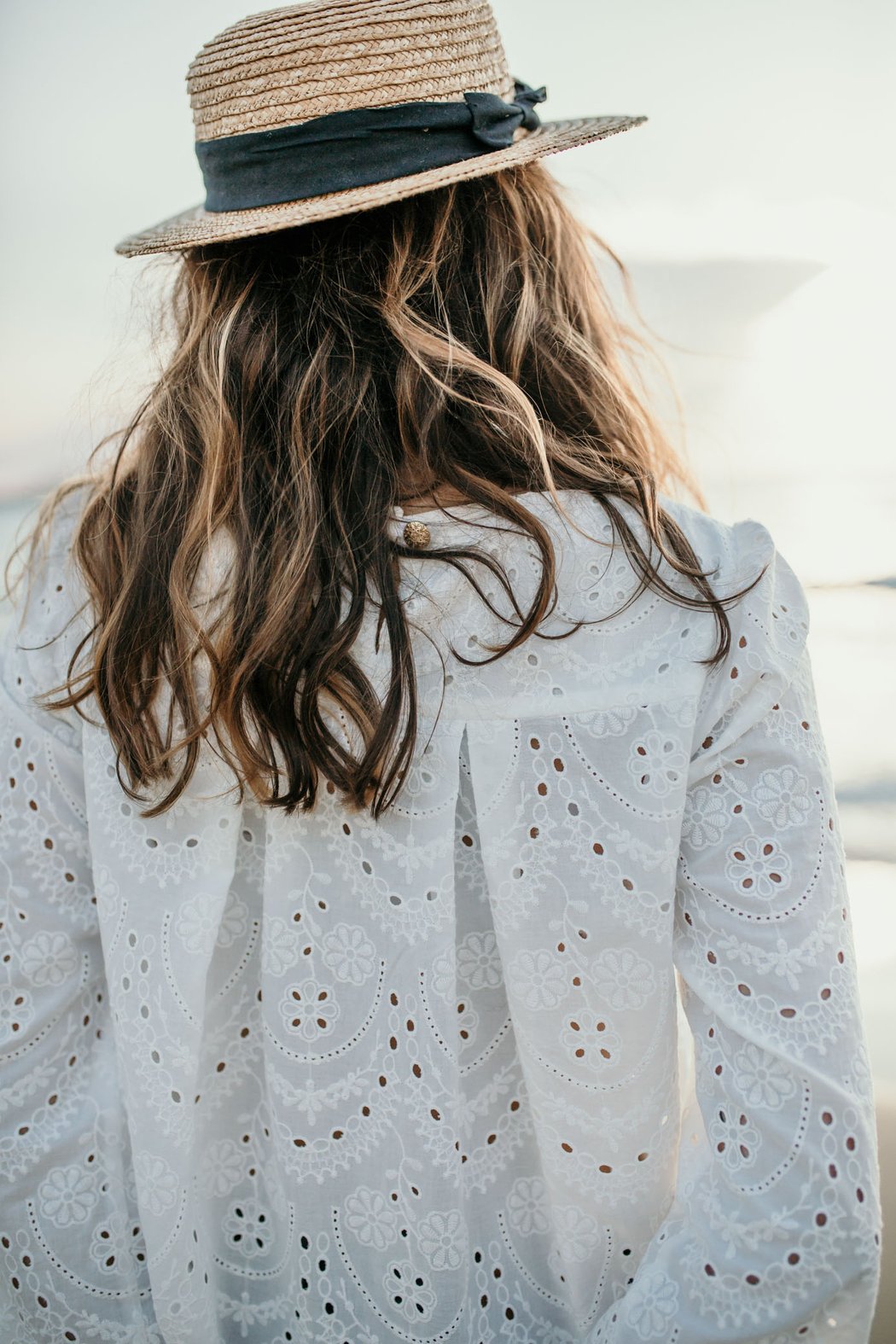 Summer and Vacations Style, White Blouse in Fashion Inspiration. | Cool ...