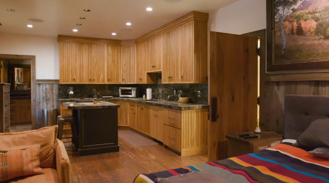 43 Interior Design Photos vs. 1709 S Geneva Rd, Orem, UT Luxury Mansion Tour