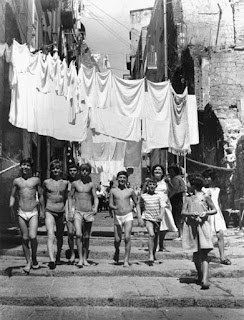 photographie  : Naples de Mario Cattaneo dans les années 1950