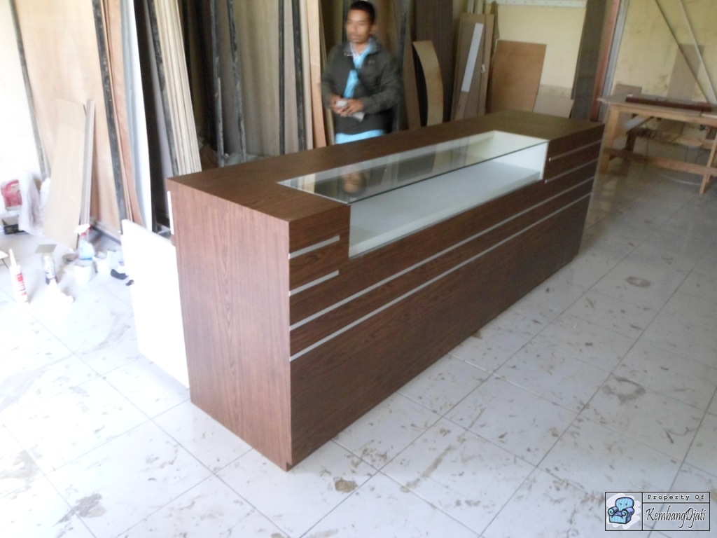 Meja Kasir Plus Etalase Untuk Roti Etalase Display