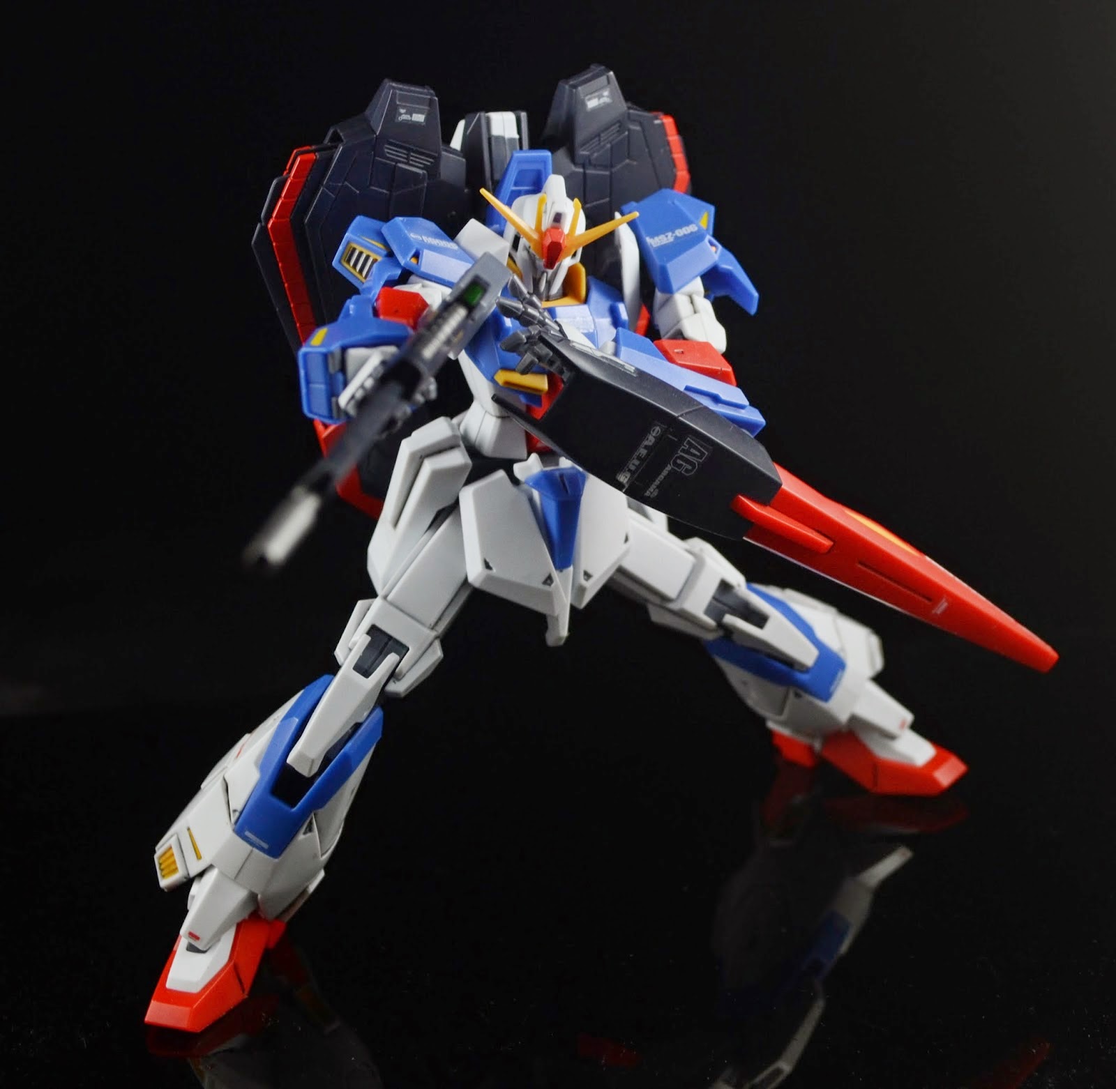 Robot Damashii (Side MS) Zeta Gundam Review by siumans