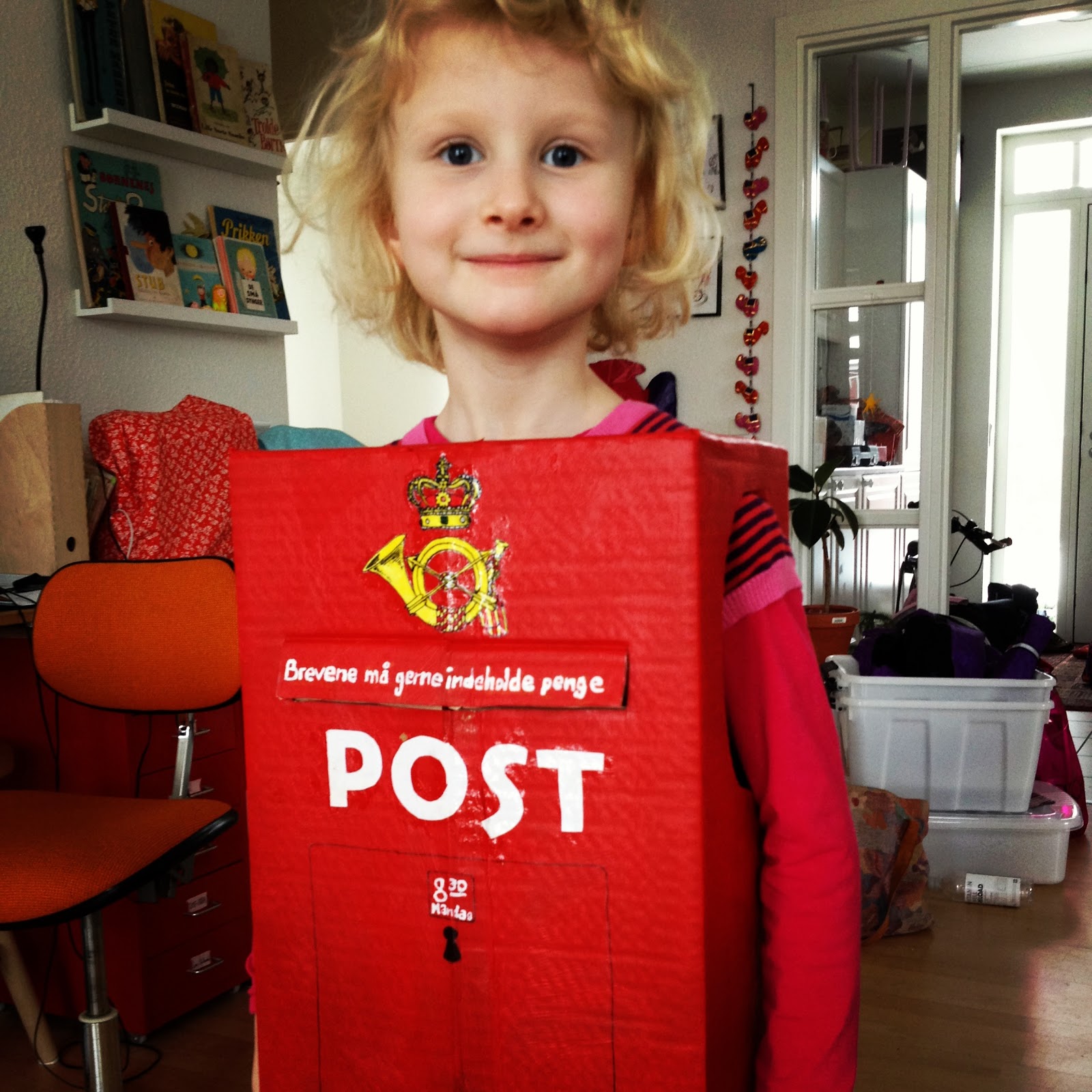 Zoo om natten Indtægter Endelig Swætsjööt: Fastelavn! #DIY Postkasse udklædning