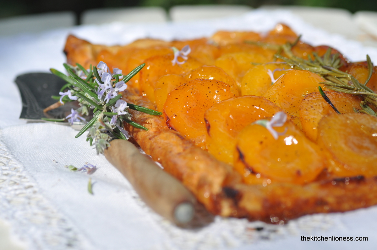 The Kitchen Lioness Yotam Ottolenghi´s Apricot & Rosemary Galettes