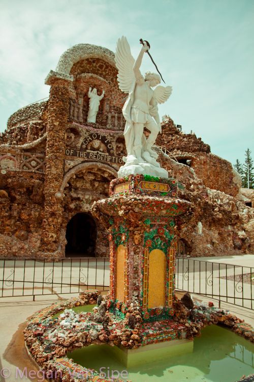 Grotto of the Redemption, Iowa, USA