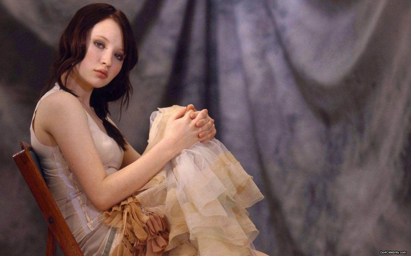 Emily Browning Fashion Hairstyle Concept 