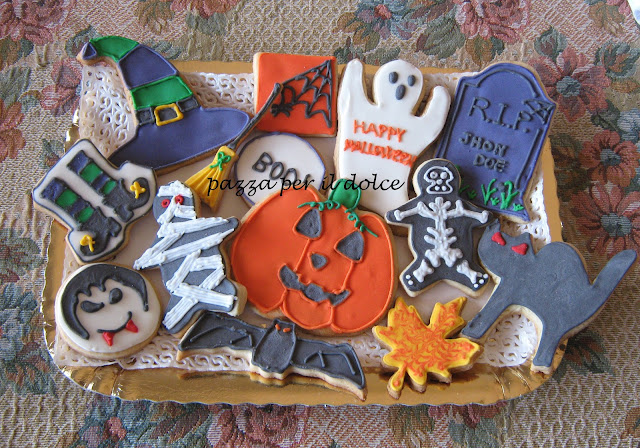 halloween is coming ( torta , cupcakes e biscotti )