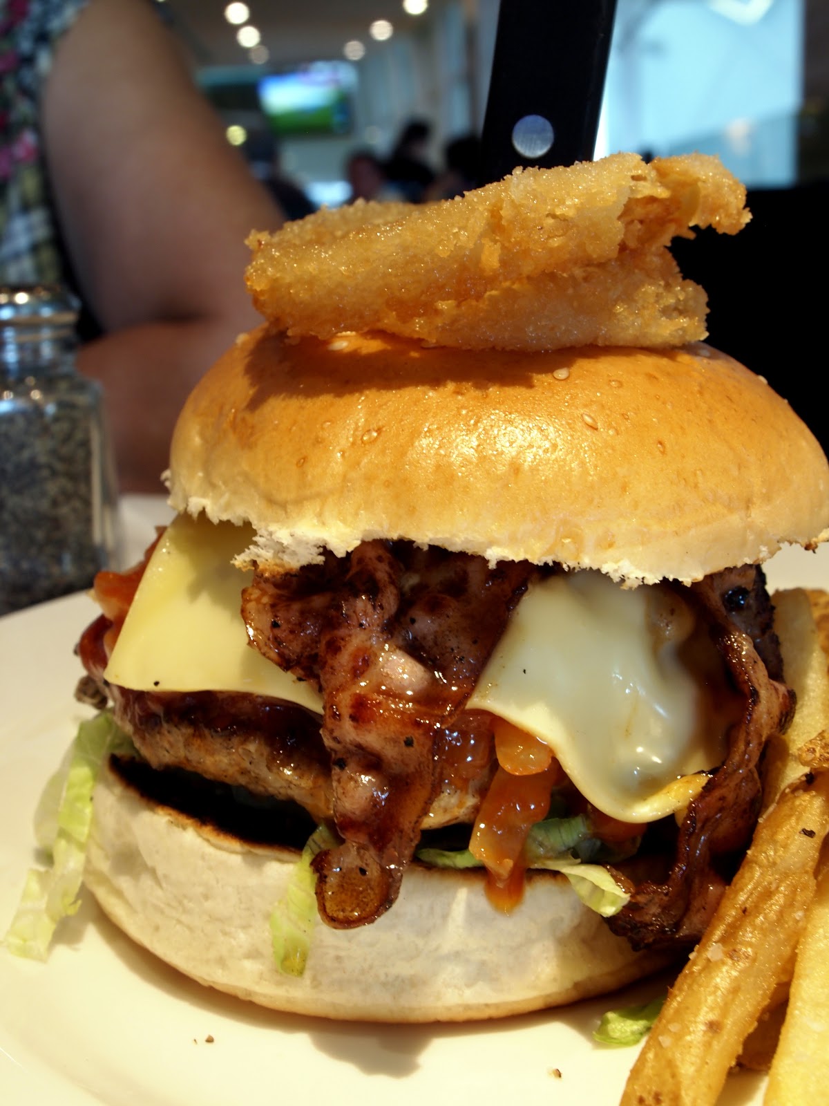 Anything and Everything Food review Chicago Rib House