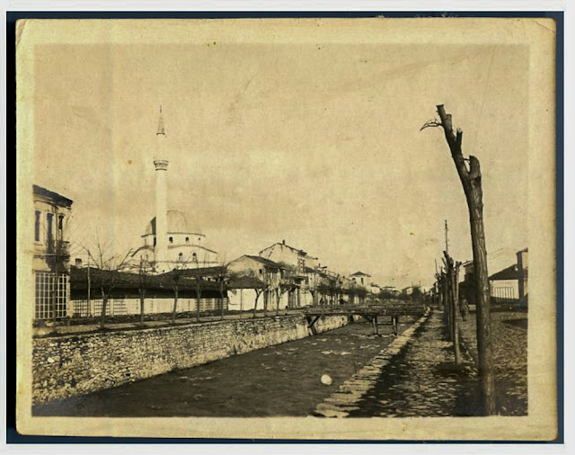 Isаc Mosque and Dragor River in Bitola during the First World War