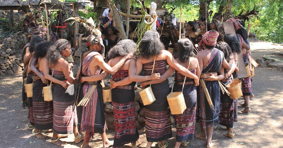 Lego Lego Tari Adat Alor Bermakna Persatuan