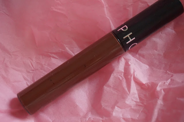Sephora _Rouge_velouté_sans_transfert_Cream_lip_stain_26_pretty_auburn_revue_avis_swatches_01 Sephora _Rouge_velouté_sans_transfert_Cream_lip_stain_26_pretty_auburn_revue_avis_swatches_01