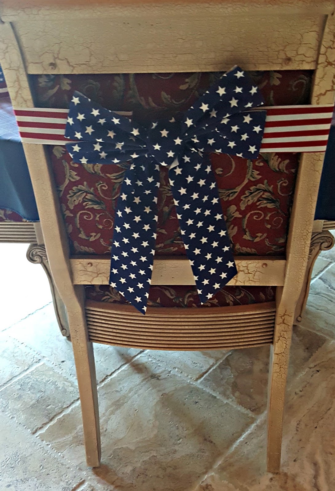 Happy 4th of July Tablescape Life and Linda