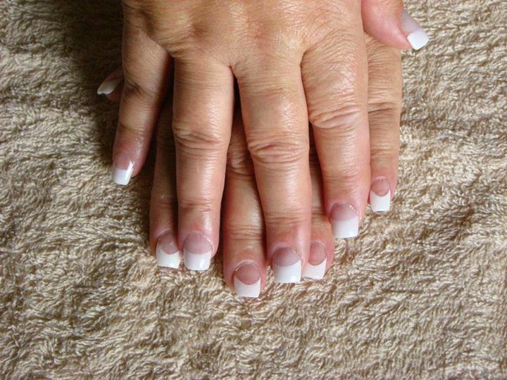 Classic pink and white french white tip square shape nails core pink