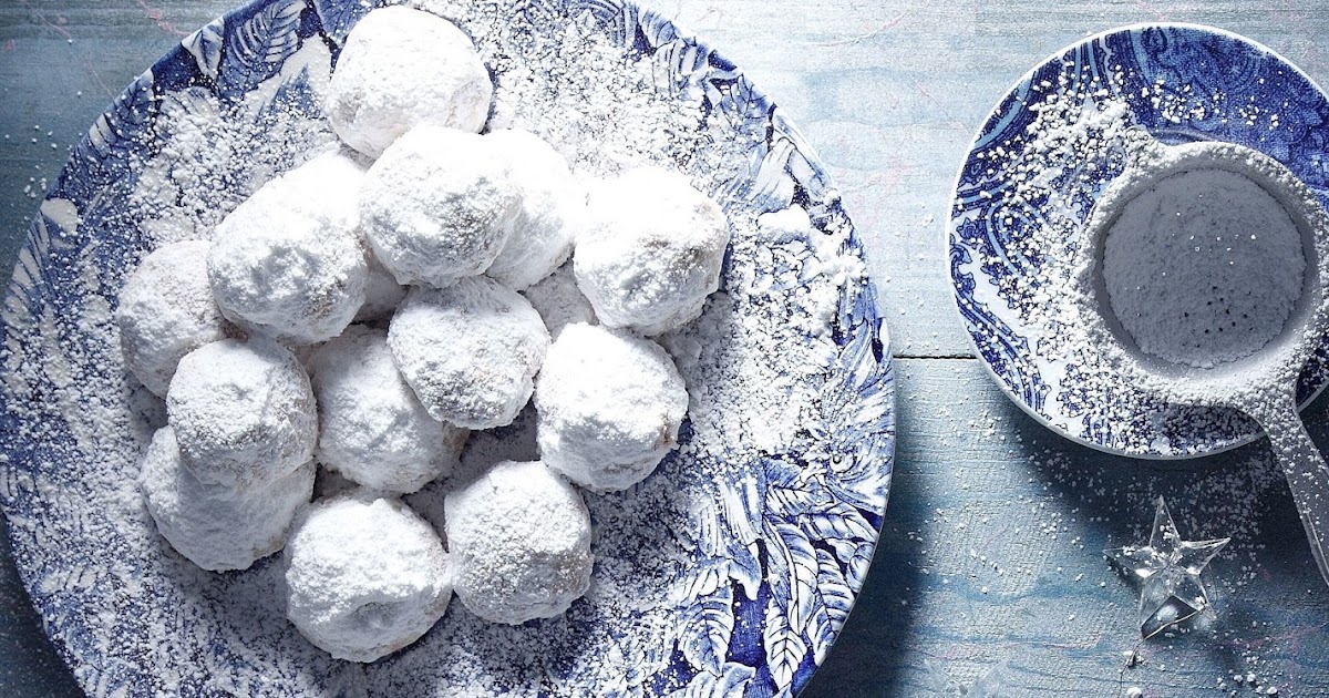 🎄💗Κουραμπιέδες Kitchen Lab by Akis Petretzikis Woman With View.E. A.