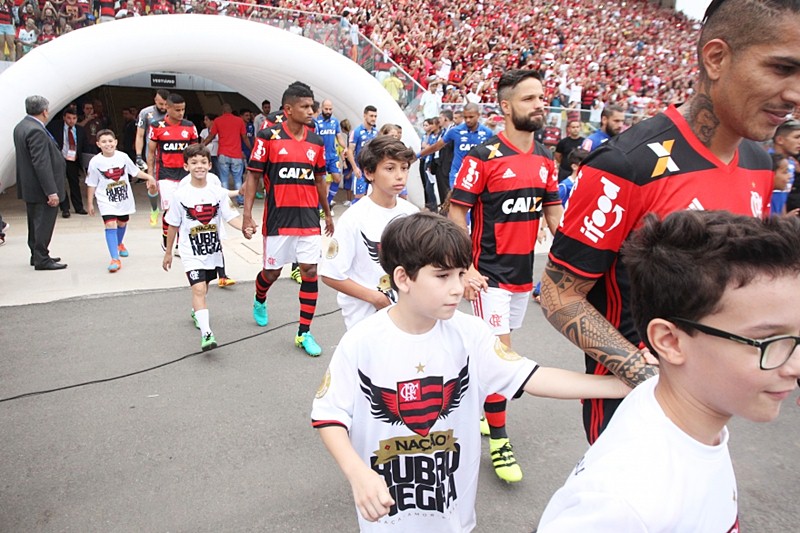 Federação do ES embolsa quase R 50 mil por jogo do Flamengo