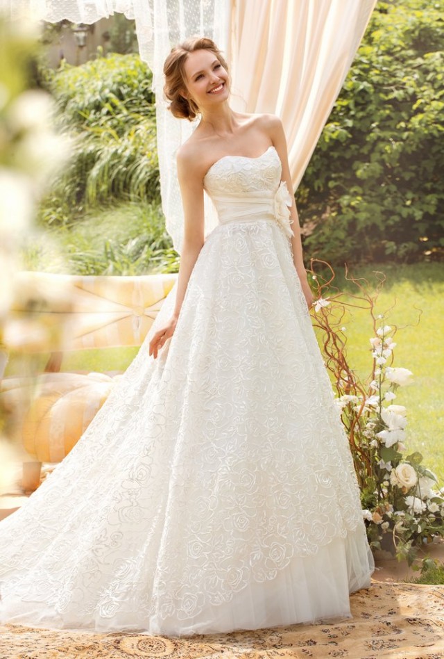 Vestidos de novias a la moda | Colección Papilio Vestidos de novias a la moda | Colección Papilio