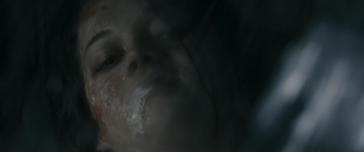 Evil.Dead.2013.720p-LF-4.jpg