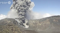 http://sciencythoughts.blogspot.co.uk/2015/10/eruption-on-mount-turrialba-costa-rica.html