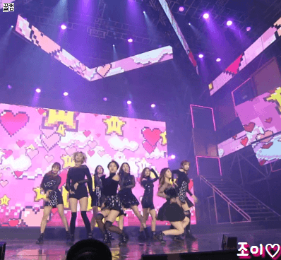 오늘 서가대 트와이스 레드카펫+무대+리액션.gif | 인스티즈