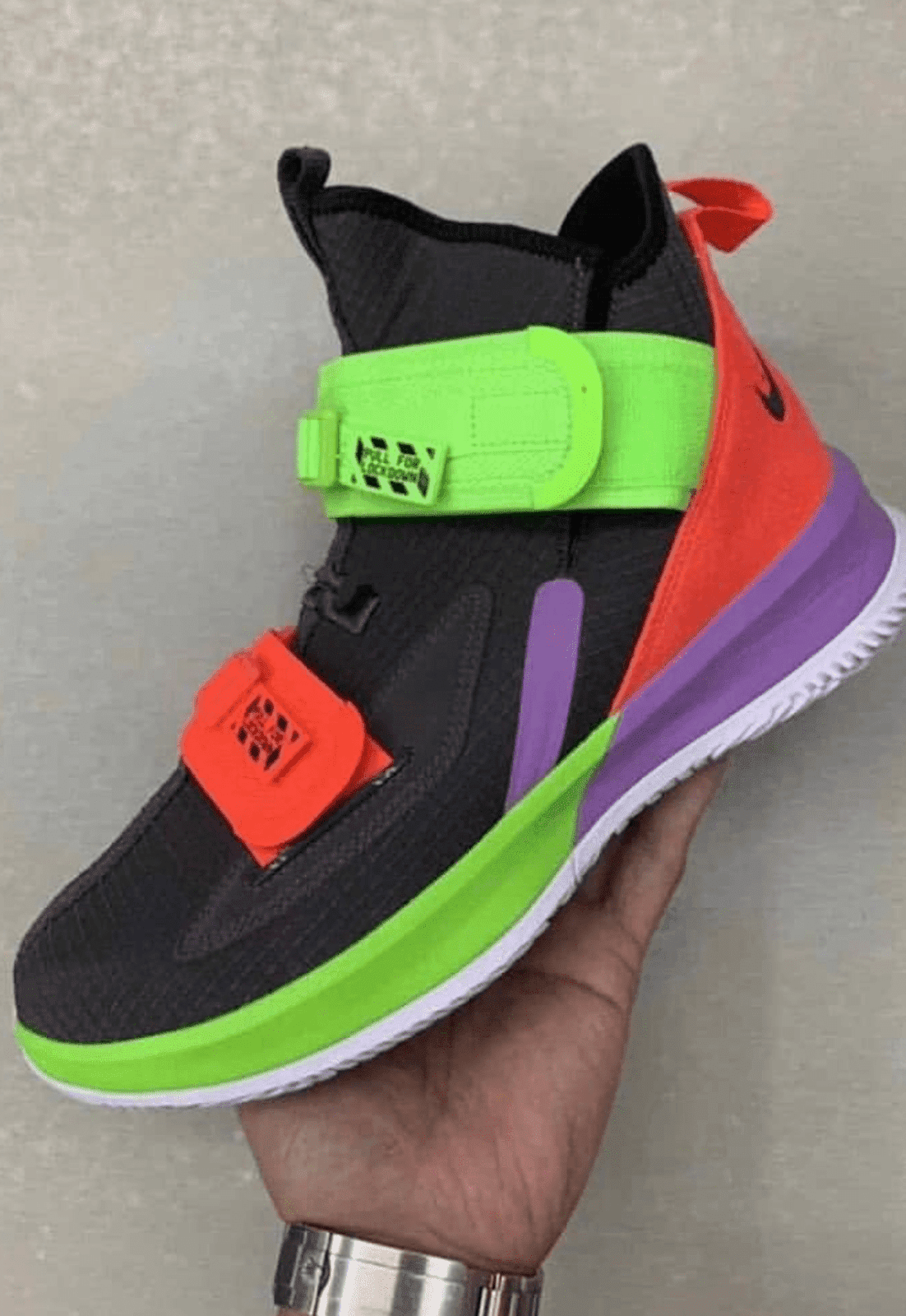 lebrons soldier 13