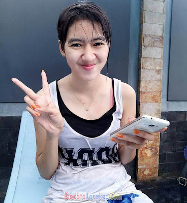 Foto cewek cantik Cewek cantik seksi hot