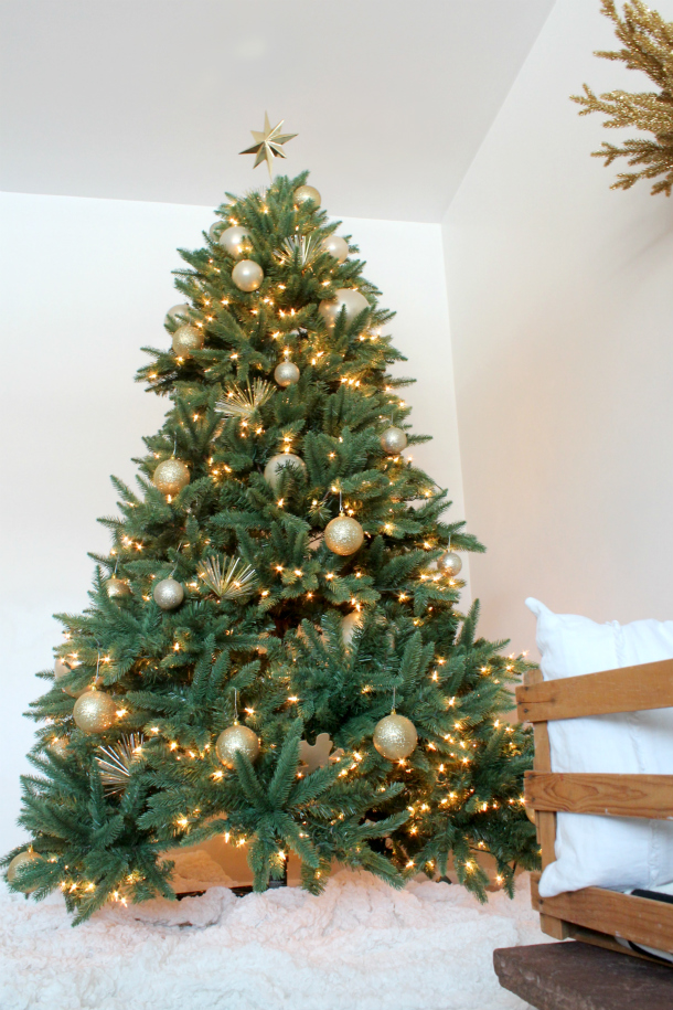 if youre looking for an amazing price on a new tree for this next christmas youve gotta pop over and look at a few tree classics options - Christmas Tree Classics if youre looking for an amazing price on a new tree for this next christmas youve gotta pop over and look at a few tree classics options - Christmas Tree Classics