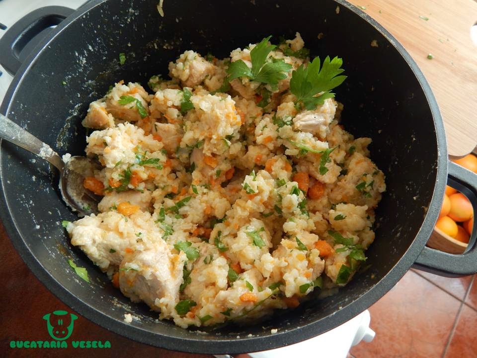 Bucataria Vesela Pilaf taranesc cu curcan