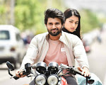 Chinuku Taake Song Lyrics Pelli Choopulu Vijay Devarakonda Ritu Varma Vivek Sagar Onlymovielyrics chinuku taake song lyrics pelli