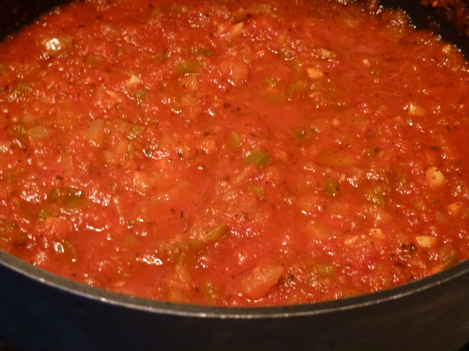 Mennonite Girls Can Cook: Homemade Tomato Sauce